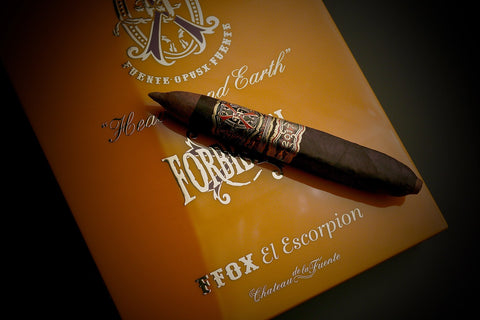 OPUS X EL ESCORPION MADURO