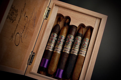 Fuente Fuente OpusX Serie “Heaven and Earth" Opus 5